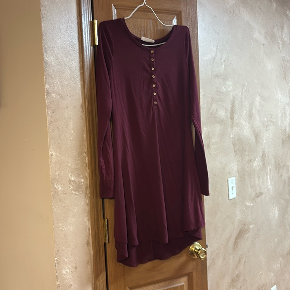 Long sleeve burgundy dress